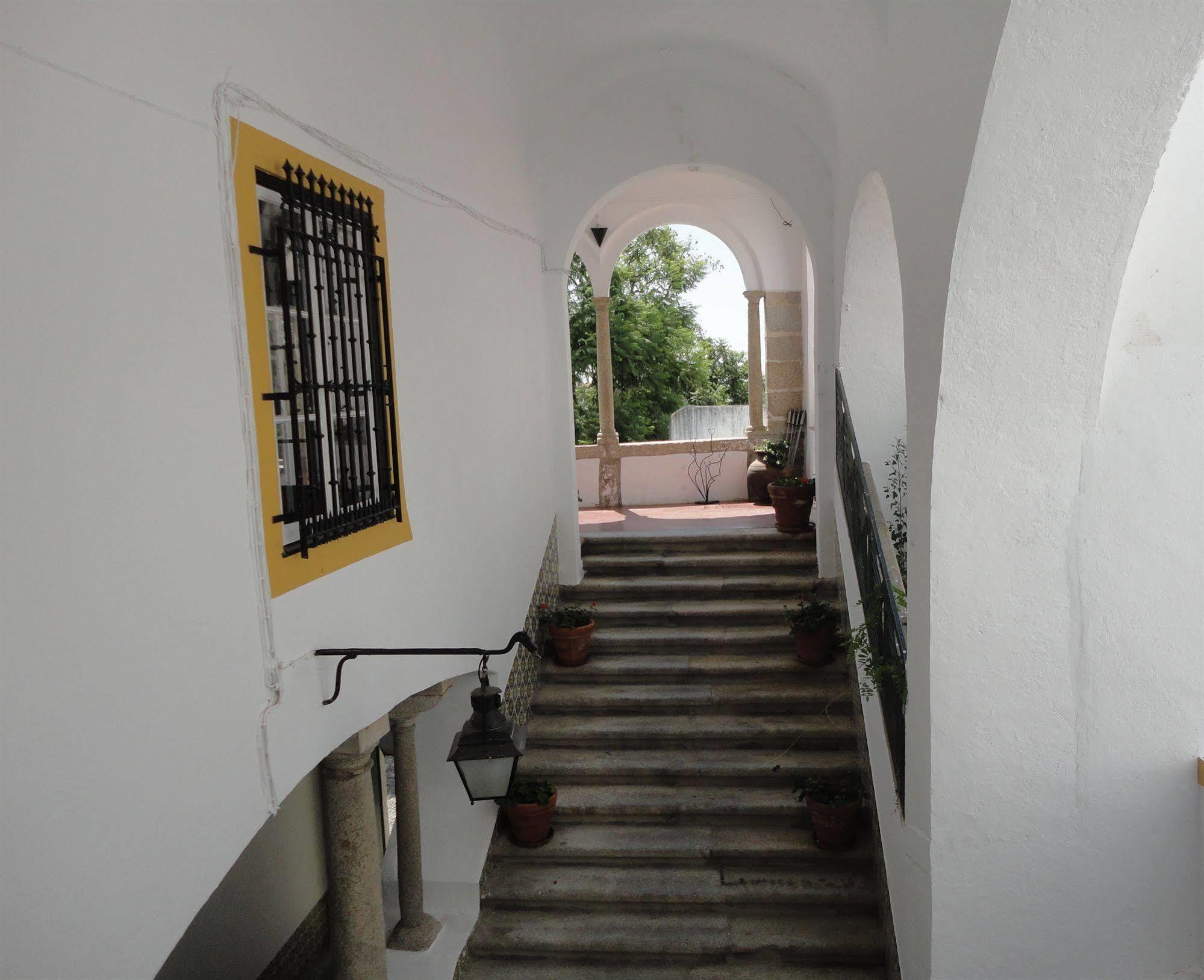 Hotel Solar De Monfalim Évora Buitenkant foto