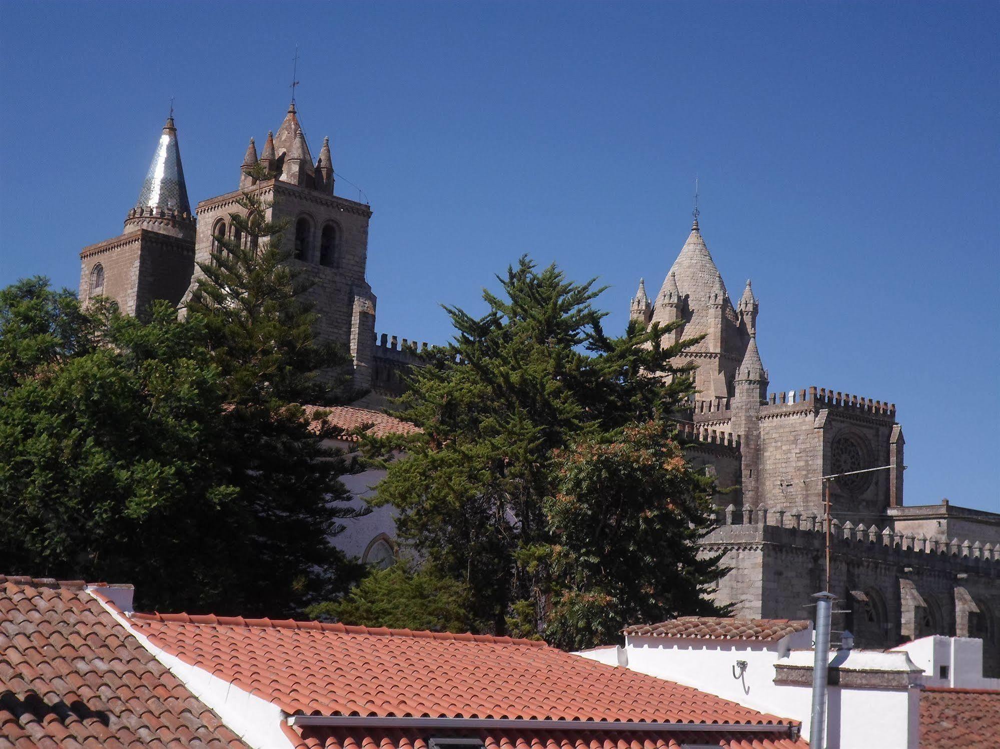 Hotel Solar De Monfalim Évora Buitenkant foto